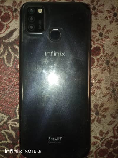 Infinix Hot 8
