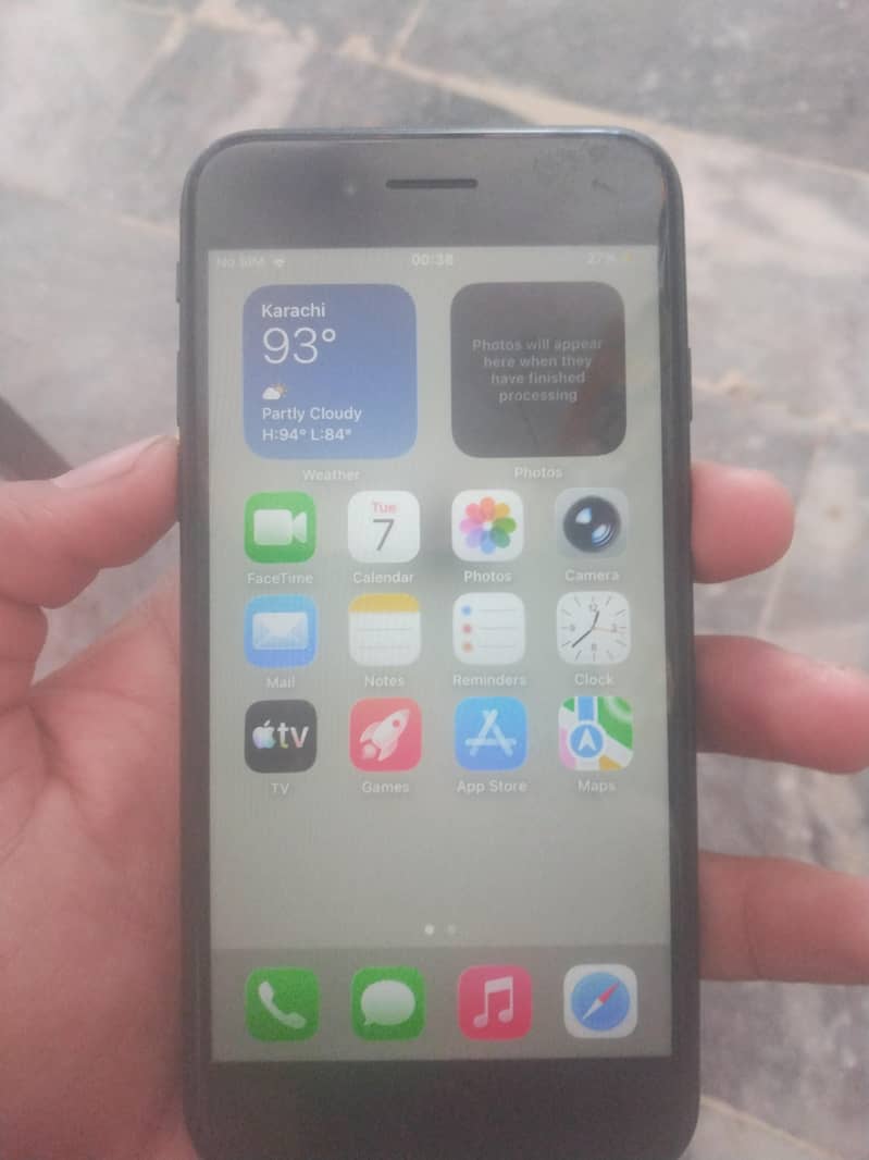 Apple iPhone SE 0