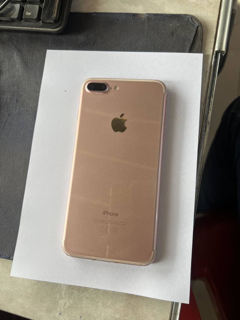 Apple iPhone 7 Plus 3