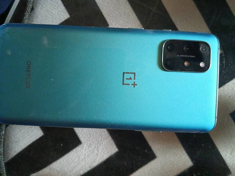 one plus 8t 0
