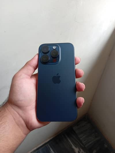iPhone 15 Pro factory unlock