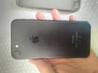 Apple iPhone 7