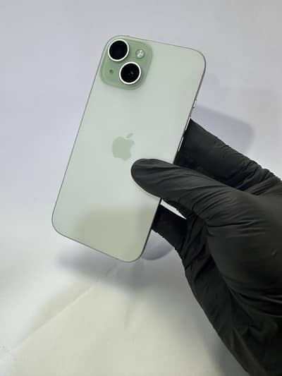 Apple iPhone 15