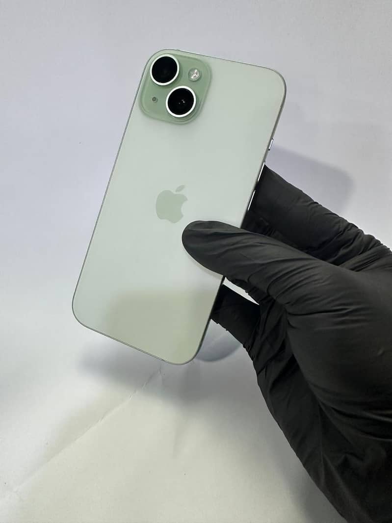 Apple iPhone 15 0