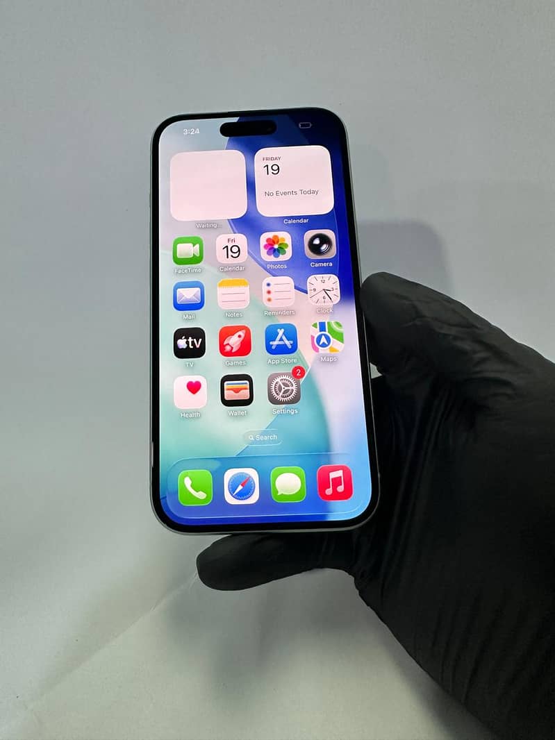 Apple iPhone 15 6