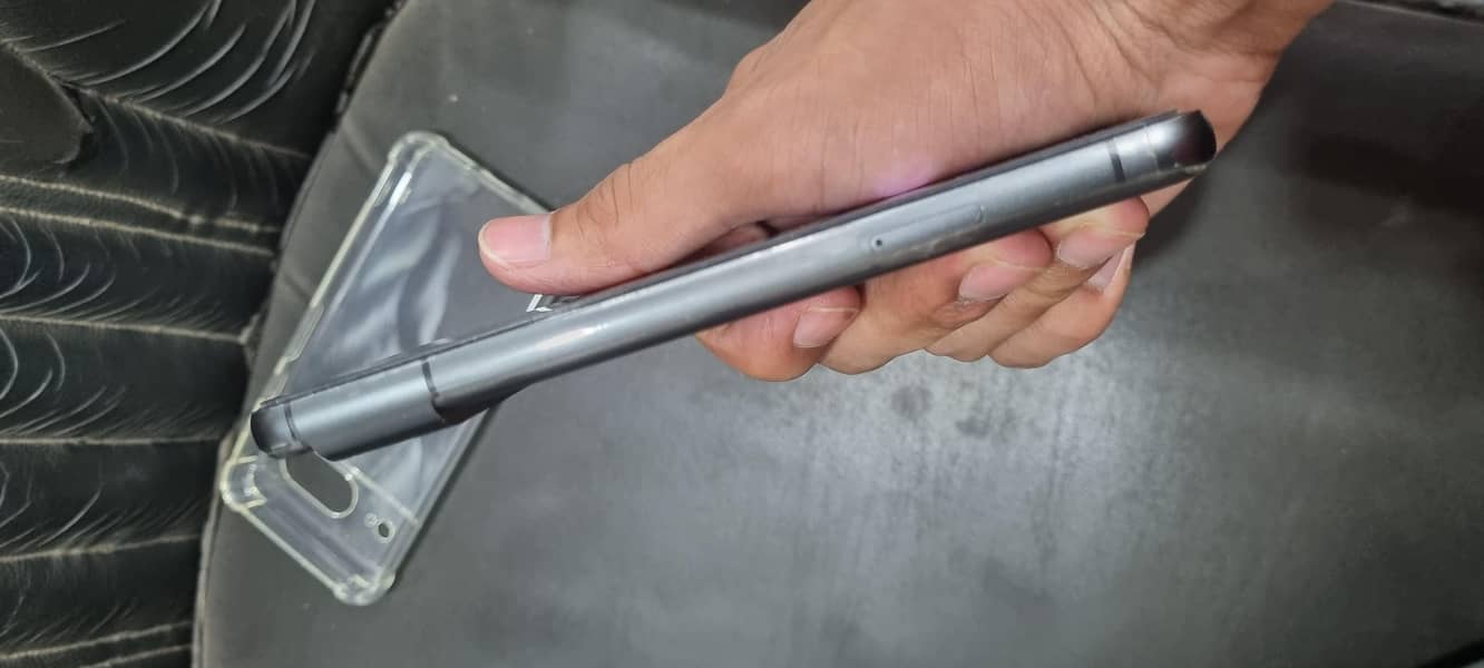 Google Pixel 8 1