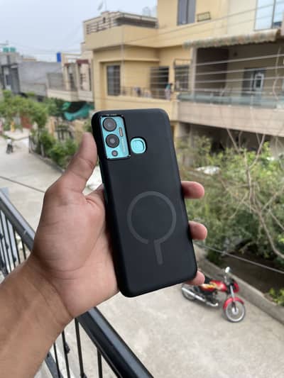 Infinix Hot 12 Play