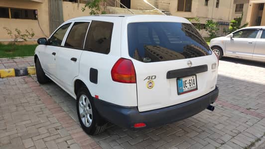 Nissan AD Van 2006