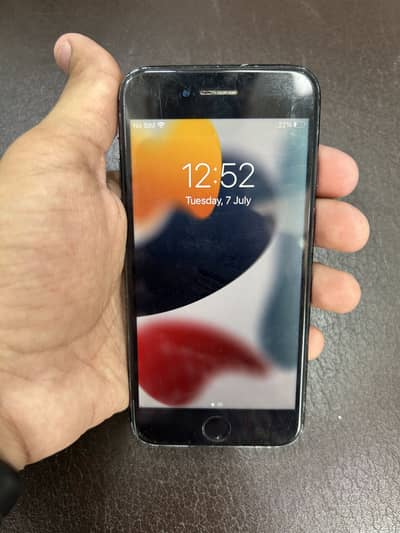Apple iPhone 7