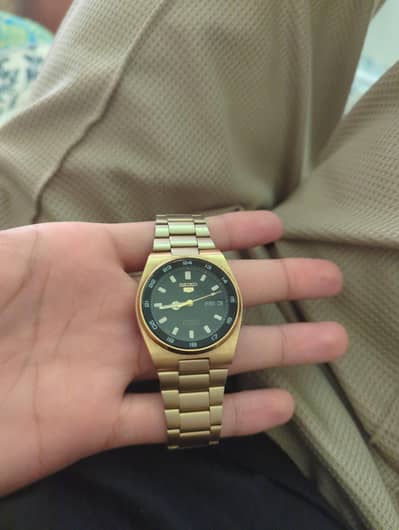 Seiko 5 gold