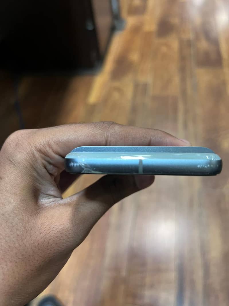 Google Pixel 8 2
