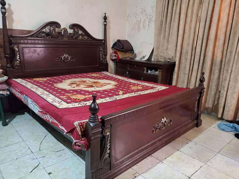 king bed 3
