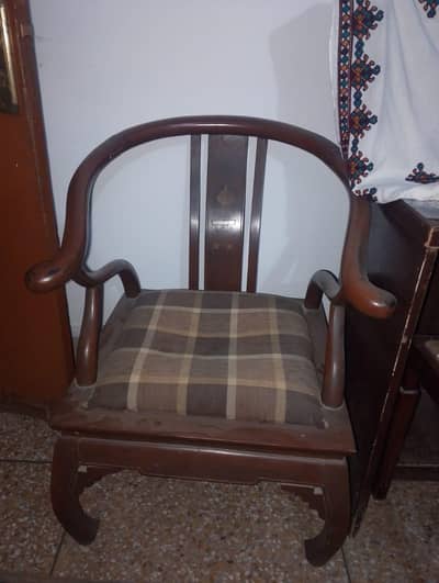 2 Chairs for living room or bedroom, for house decoration