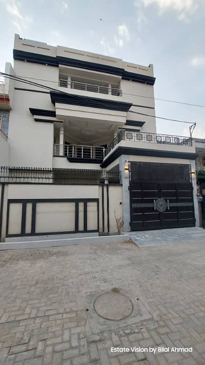 0321 86 10 688 Beautiful & solid construction Triple story house available for sale in officer colony 2