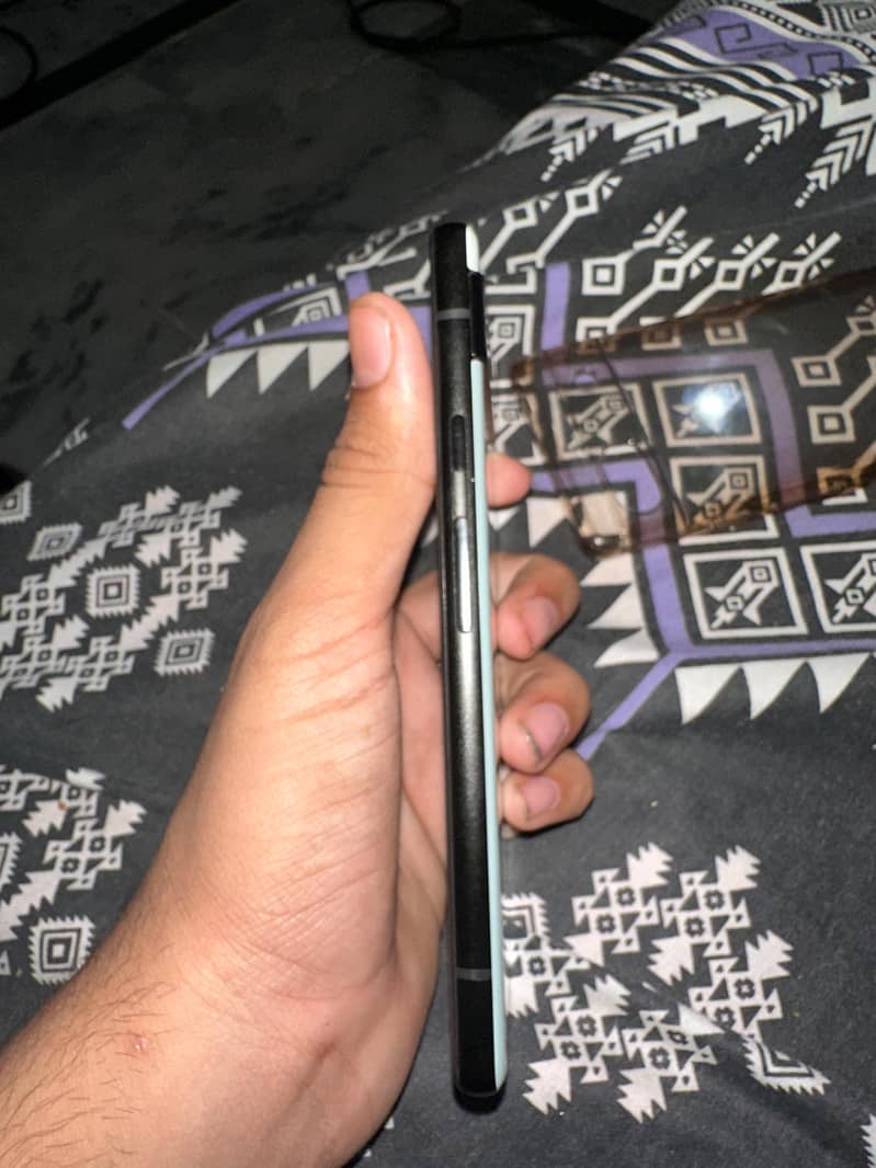 Google Pixel 6a 1