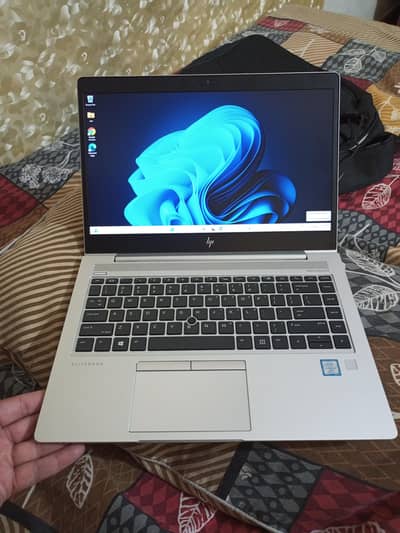 HP elitebook 840 G6 RAM 16 GB ROM 256 SSD