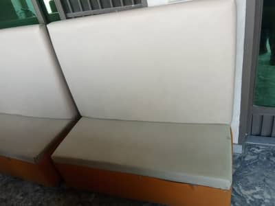 2 pairs of sofa sat suitable for mome or office and fast food busines