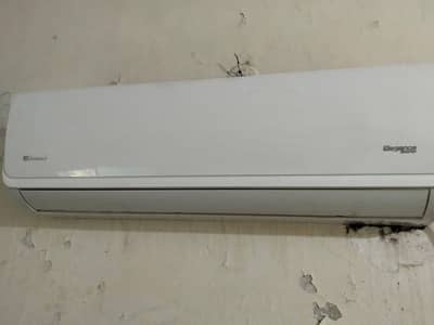 Dawlance DC Inverter 1.5 Ton