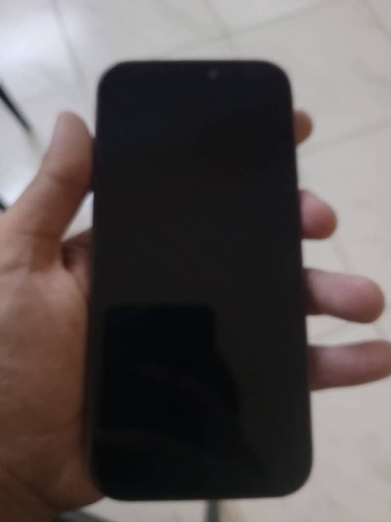 Apple iPhone 16 Pro Max 6