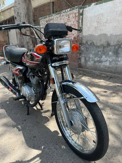 Honda CG 125 Urgent For Sale | Total Geniune | 18K Used Only