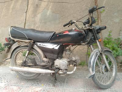 Honda CD 70 2013 Model                                    0306*2415601
