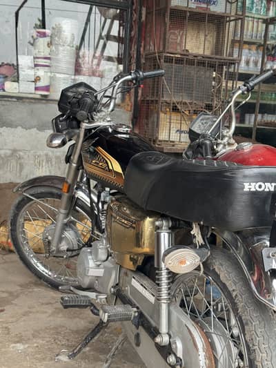 Honda 125 gold editon