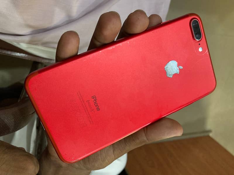Apple iPhone 7 Plus 2