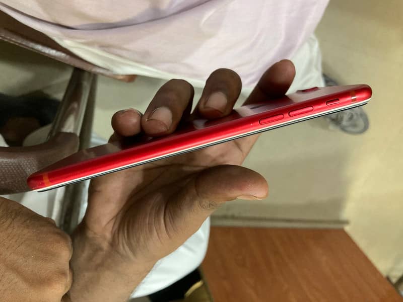 Apple iPhone 7 Plus 4
