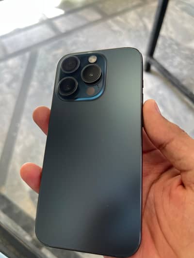 Apple iPhone 15 Pro