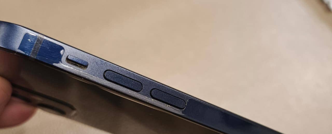 Apple iPhone 12 3