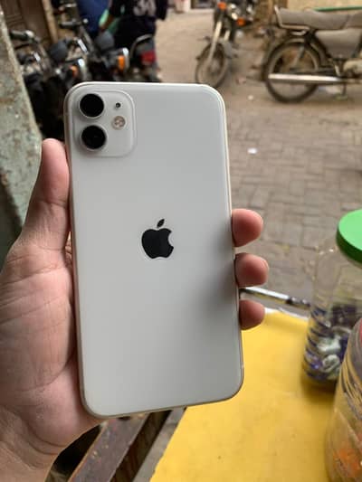Apple iPhone 11