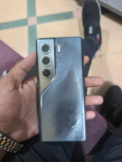 Tecno CAMON 40 Pro