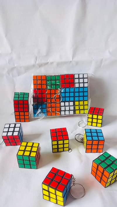 3x3 Rubik's Cube Keychain – Smooth Speed Cube Puzzle | Brand New