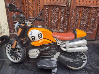 Chargeable motorbike