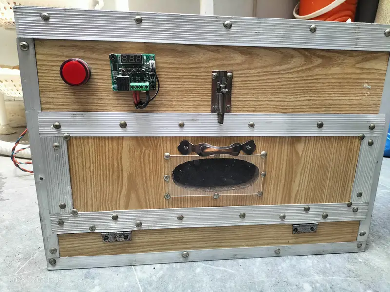 80+EGGS CAPACITY INCUBATOR