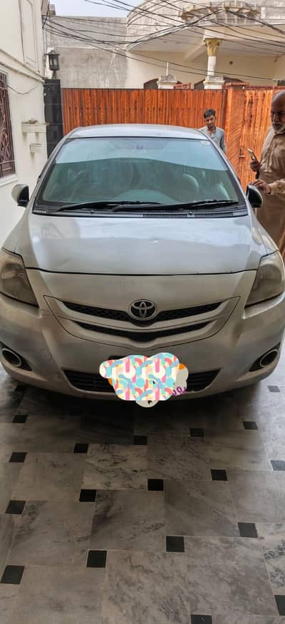 Toyota Belta 2006