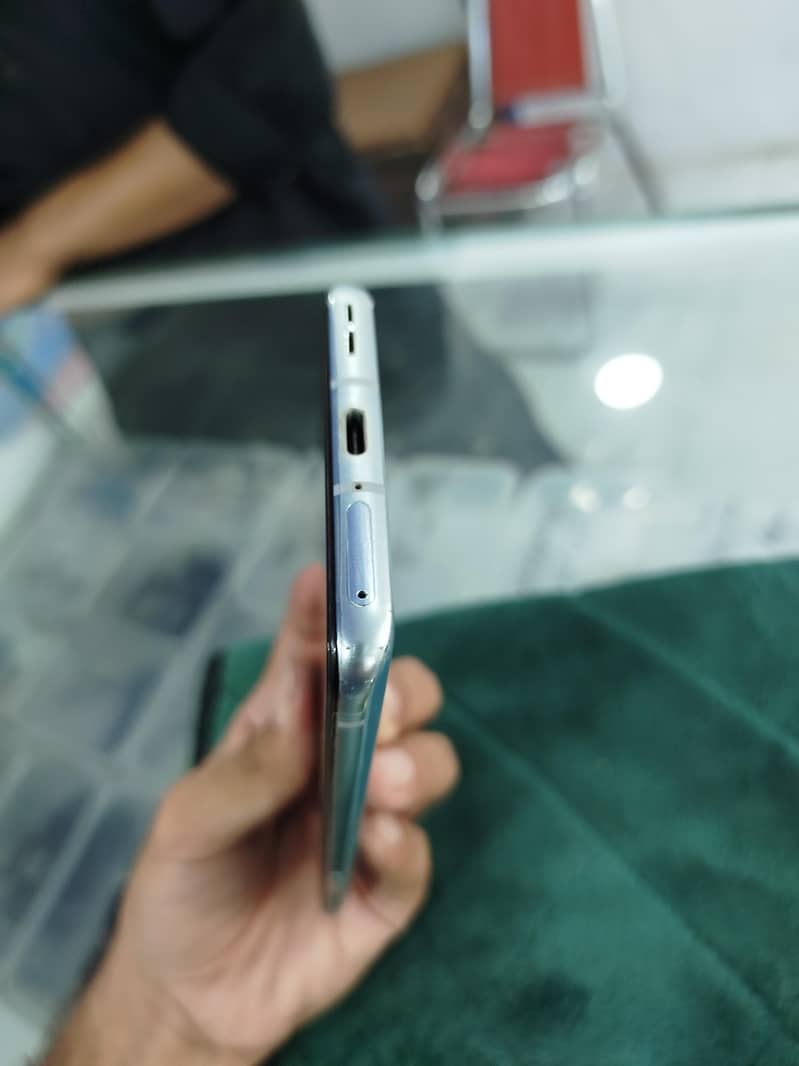 One Plus 8t 3