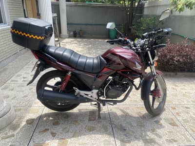 Honda CB150F low mielage bike