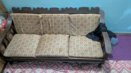 Sofa all oky 10 by 8 paise Kam hojaige