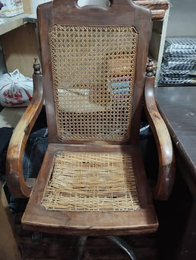 wodeen chair