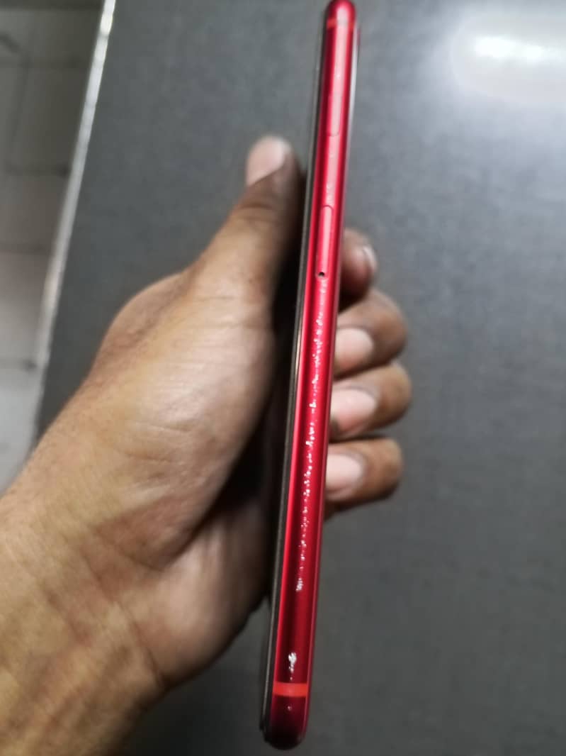 Apple iPhone 8 Plus 5