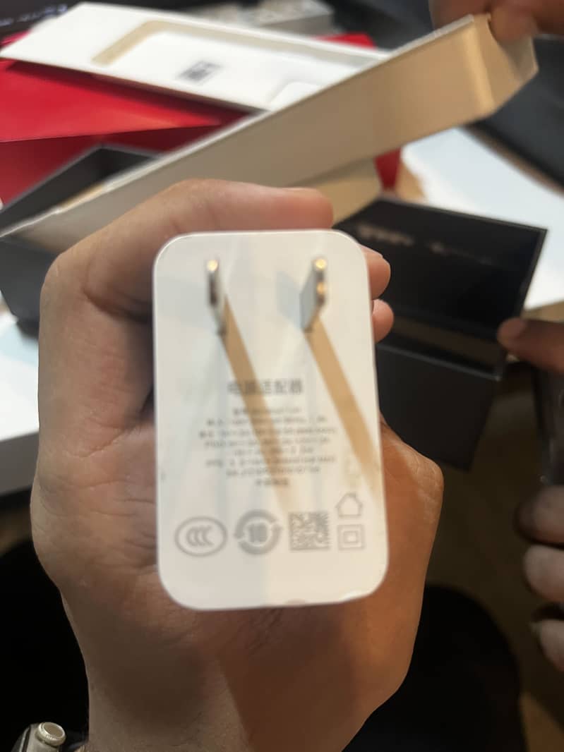One Plus 9 Pro 0