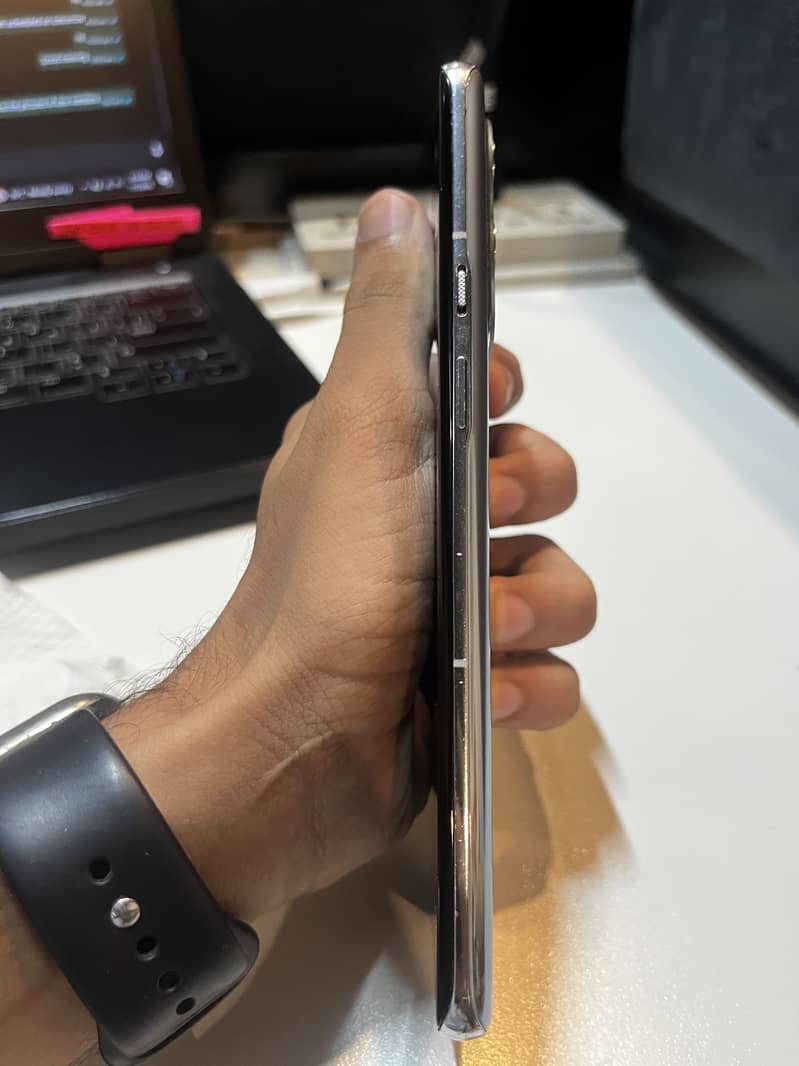 One Plus 9 Pro 8