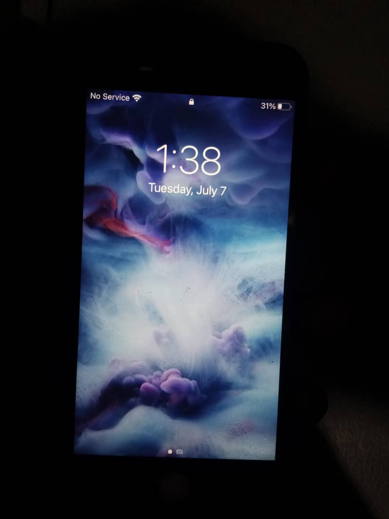 Apple iPhone 7 2