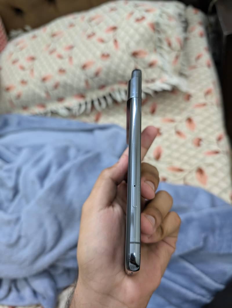 Google Pixel 8 Pro 3