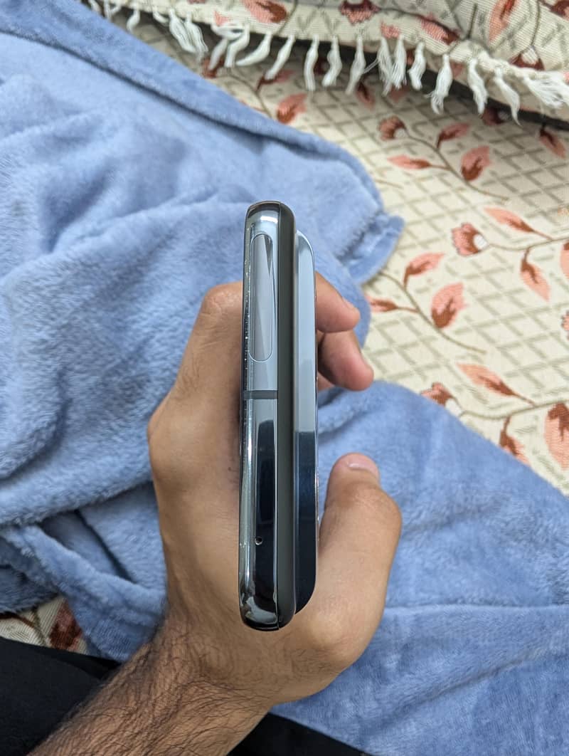 Google Pixel 8 Pro 5