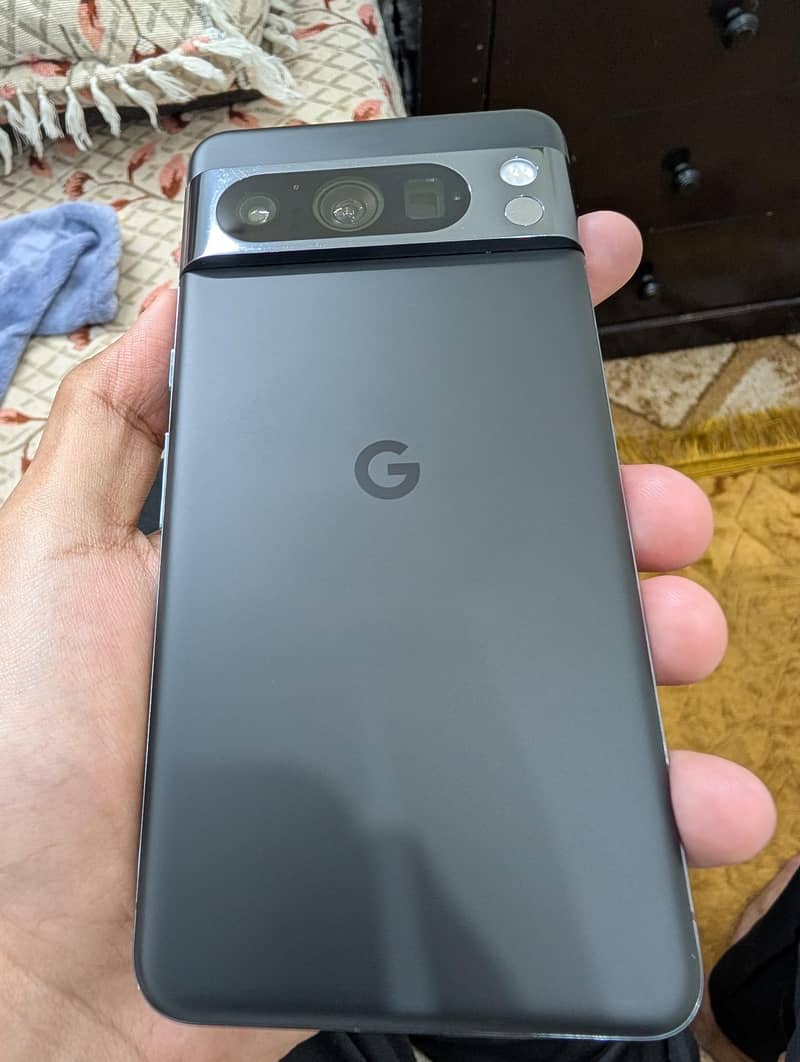 Google Pixel 8 Pro 12