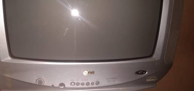 0307 7570738 LG tv good condition