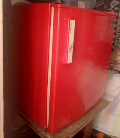 Room Fridge – Excellent Cooling | Just Plug & Use
