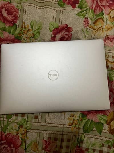 Dell XPS 13 9360 Ci 7 8th Gen